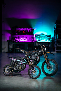 Nueva Moto Eléctrica Ultra Dirt Bike de 24.5kw, 74V 60Ah con Motor Central, 90 km/h, Modelo EU 2026 en Stock - Product Image 2