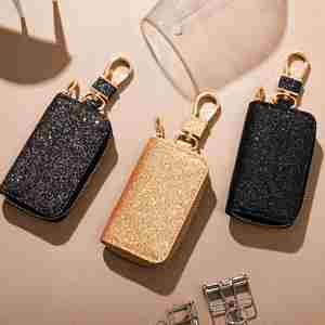 Porte-clés de voiture en cuir PU de haute qualité, housse de protection universelle pour clés de voiture, porte-clés de voiture en cuir à paillettes et métal - Product Image 3