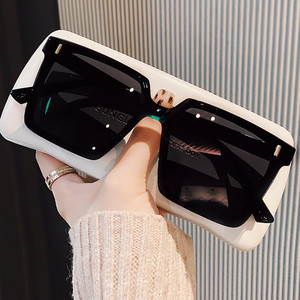 Korean Style Fashion <b>Sunglasses</b> Black PC Frame UV400 Protection Women's Irregular Shape Streetwear Sun Glasses - Product Image 1