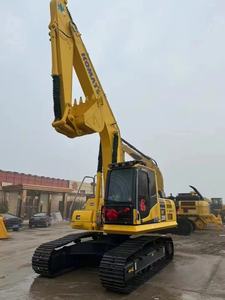 Excavatrice Komatsu PC200-8 d'occasion de 20 tonnes en stock à prix avantageux, robuste, durable et puissante, à vendre. - Product Image 3