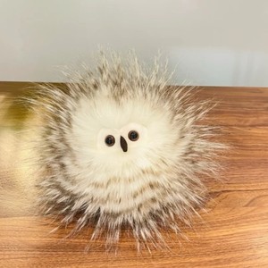 Peluche Hibou Bertie Version UK JC Haute Qualité 12cm, avec base lestée, texture duveteuse, toucher doux et moelleux, hibou effiloché, jouet en peluche, décoration d'intérieur - Product Image 4