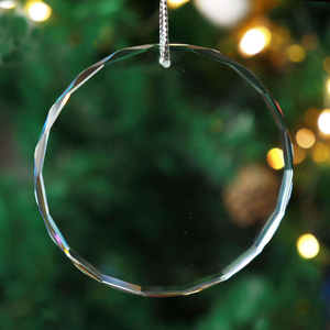 Vente en gros de décorations de Noël suspendues traditionnelles en verre cristal K9 vierge de haute qualité, rondes de 60 mm, avec impression UV et gaufrage, 5 couleurs - Product Image 2