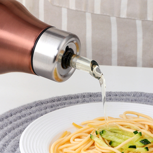 Mini Botella de <span class=keywords><strong>Acero</strong></span> <span class=keywords><strong>Inoxidable</strong></span> 304 para Aceite, Vinagre y Salsa de Soya, Dispensador de Metal de Grado Alimenticio para Cocina y Camping - Product Image 6