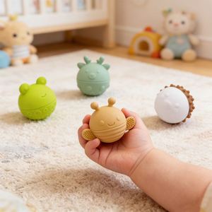 Lot de 4 balles sensorielles en silicone de qualité alimentaire, jouets éducatifs texturés en forme d'animaux pour bébés, idéaux pour la dentition et le jeu - Product Image 4
