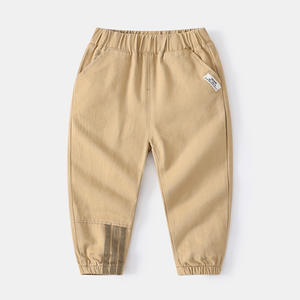 Vente en gros de pantalons cargo multicolores décontractés tendance pour garçons pantalons longs avec sangle inférieure blanche style décontracté printemps - Product Image 4