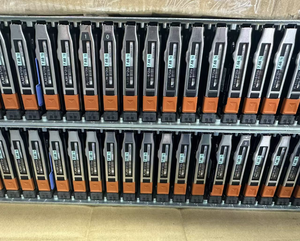 005053161 D4-2SFXL2-7680 005053160 7.68TB MZILT7T6HMLA-00AC3 D3NF-2SFXL2-7680 005052557 Hard <b>Drives</b> - Product Image 1