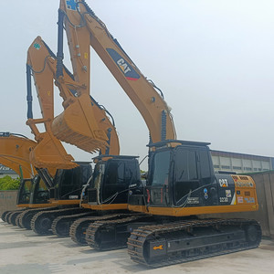 Excavatrice sur chenilles CAT 323D de 23 tonnes avec godet de terrassement d'une capacité de 1,15 m³, modèle d'excavatrice sur chenilles CAT 323D d'occasion - Product Image 3