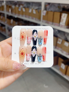 SHUANGYU <span class=keywords><strong>Faux</strong></span> Ongles Faits Main Couverture Complète Amande en Acrylique Argenté, Motif Fleur 3D à Pois Blancs et Points Rouges, Vente en Gros, Style Y2K, pour Nail Spa et Adolescentes - Product Image 1