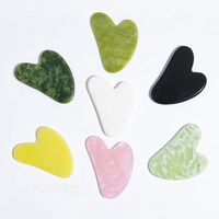 Planche de massage Gua Sha en jade naturel en forme de cœur – Outil de beauté pour le visage et le corps, plaque de massage ergonomique pour la santé et le bien-être