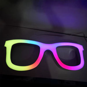 Accesorios de luz delantera de tienda óptica, decoración de gafas grandes, escaparate, borde de aluminio, colgante acrílico, colorido y llamativo - Product Image 4