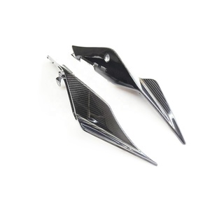 Piezas de motocicleta de fibra de carbono de calidad, carenados de cola de carbono brillante para <span class=keywords><strong>Aprilia</strong></span> <span class=keywords><strong>RSV4</strong></span> 2009 + - Product Image 3