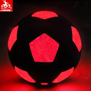 चमकदार चमक में अंधेरे टिकाऊ रबर ऊपर प्रकाश का नेतृत्व किया नेतृत्व में कस्टम फुटबॉल की गेंद