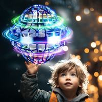 Nouveauté Jouet de balle volante LED UFO, rotation à 360 degrés, boomerang flottant, mini drone, jeu d'intérieur et d'extérieur, cadeau