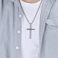 Kalung Liontin Salib Silinder Berkualitas Tinggi Hip Hop Bahan Stainless Steel untuk Pria, Perhiasan Fashion Kristen Yesus, Grosir