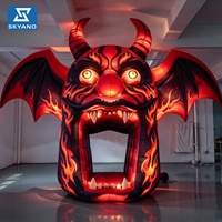 Arche gonflable personnalisée en forme de tête de démon pour Halloween, idéale pour la décoration publicitaire d'événements en extérieur et de zones scéniques