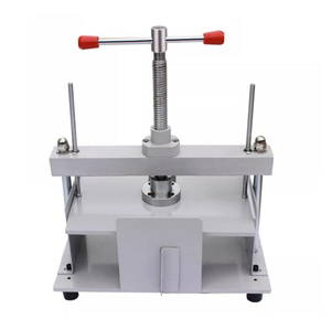 Máquina aplanadora manual de servicio pesado ZEQUAN Máquina de impresión y procesamiento de papel manual de oficina - Product Image 1