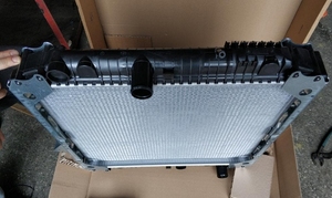 Hochwertiger Messing-Kupfer-Kühler oder Aluminium-Kühler für Ben OEM 6765000103 62743 - Product Image 5