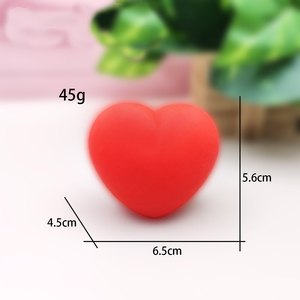 Juguete Antiestrés de TPR en Forma de Corazón Rojo Apasionado de 5.6cm, Súper Suave, para Niños, Adultos y Familias, Venta al Por Mayor - Product Image 4