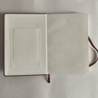 Carnet A5 en PU rouge personnalisé avec fenêtre découpée élégante et cadre photo pour fournitures de bureau, cadeaux d'affaires