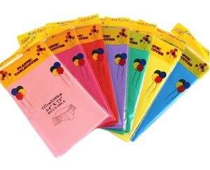 Tovaglia in plastica PEVA 54 \ "X72 \" copritavola trasparente e protettiva per uso pranzo ed esterno - Product Image 1