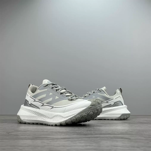 Chaussures de course tendance, semelle en caoutchouc antidérapante, décontractées, pour l'hiver, sports de plein air, jogging, surfaces variées, lacets, baskets luxueuses - Product Image 3