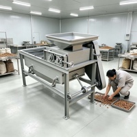 Breed toegepaste nieuwe stijl palmkernnootkraker machine, abrikozenpitten schelpbreker en -scheider, hazelnootschiller