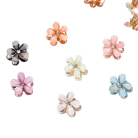 Pince à cheveux femme exquise compacte conception de fleur simple mignonne avec mèches de cheveux latérales frange front petite taille en métal PC