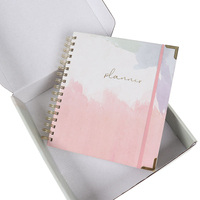 Spirale d'impression personnalisée de luxe 2025 - 2026 livre de planificateur mensuel hebdomadaire quotidien rose avec boîte