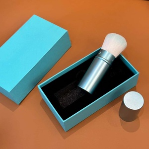 La cepillo al por mayor de la fábrica tiene cerdas anchas de densidad moderada. Es adecuado para uso frecuente y es portátil. - Product Image 3