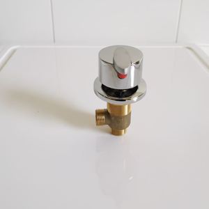 Rubinetto <span class=keywords><strong>Doccia</strong></span> e <span class=keywords><strong>Vasca</strong></span> in Rame Lucidato con Maniglia <span class=keywords><strong>a</strong></span> Leva per Acqua Calda e Fredda, Valvola di Conversione con Cartuccia in Ceramica - Product Image 2