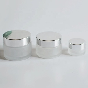 Bán Buôn 15G 30G 50G Thủy Tinh Mỹ Phẩm Lọ Son Dưỡng Môi Mắt Kem Chăm Sóc Da <span class=keywords><strong>Container</strong></span> Với Bạc Nắp - Product Image 1