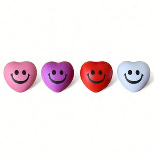 Balle anti-stress en PU en forme de cœur de 5 cm de haute qualité, avec logo personnalisé imprimé en sérigraphie, pour la réduction du stress et les cadeaux promotionnels - Product Image 4