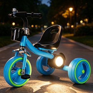 Tricycle pour enfants de 1 à 5 ans, vélo à pédales pour bébé, poussette pour enfant avec lumières, voiture à pousser en plastique pour bébé. - Product Image 5