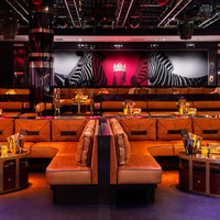 Mobilier Commercial pour Discothèques, Cafés, Bars, Clubs : Banquettes, Canapés, Meubles d'Angle, Ensembles de Mobilier pour Bars à Cocktails et Bières, et Clubs Nocturnes