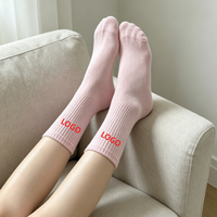 Fabricant OEM, chaussettes en tricot jacquard personnalisées avec logo, chaussettes colorées à la mode pour femmes, chaussettes personnalisées avec logo