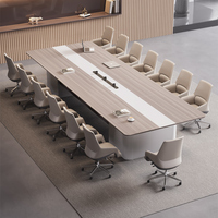 Table de collaboration professionnelle haut de gamme avec port de données et boîtier de câbles dissimulé pour centre éducatif