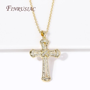 Colar Moderno com Pingente Cruz Cristã Jesus para Mulheres e Homens, Banhado a Ouro 18K, Corrente Elo, Choker com Zircônias, Joias e Presentes - Product Image 5
