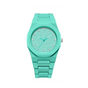 Montre à quartz octogonale blanche pour homme avec cadran en calligraphie arabe et bracelet en acier inoxydable - Product Image 4