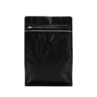 Vente directe usine – Sachet refermable en aluminium noir mat de 12 oz pour emballage de grains de café colorés, recyclable et personnalisable, format carré
