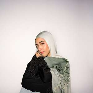 2026 Best-Selling Custom Logo Muslim Breathable 4-Season Graceful Modest Female Print Modal Hijab - Product Image 1