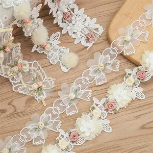 Bordure de dentelle brodée de fleurs 3d inélastique en perles papillon pour la couture Diy Garment Curtain