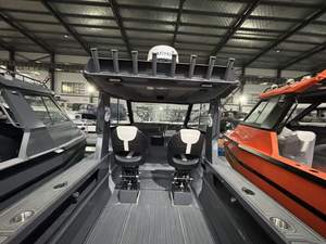 Barca da Pesca in Alluminio ad Alte Prestazioni 6,25m 21ft con Cabina Aperta e Pontoni in Vendita - Product Image 3