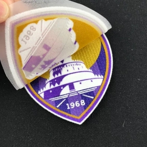 Diseño personalizado 3d fútbol deporte club nombre logo para flocado por transferencia de calor insignias y parches - Product Image 3