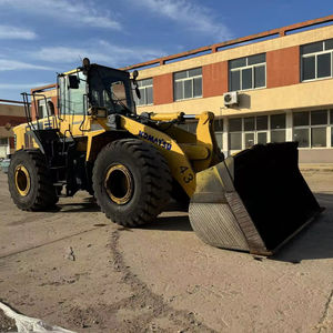 Chargeuse sur pneus Komatsu WA470-6 d'occasion, modèle 2023, excellent état, haute qualité, moteur d'origine japonais, charge nominale de 8 tonnes, puissance de 204 kW - Product Image 1