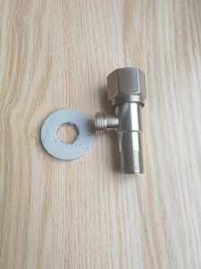 صمام زاوية من الفولاذ المقاوم للصدأ <span class=keywords><strong>1</strong></span>/<span class=keywords><strong>2</strong></span>، اكسسوارات حنفيات بطلاء نيكل مصقول، صمام إيقاف زاوية بسعر المصنع - Product Image 4