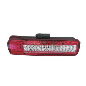 Feu arrière à LED pour camion Volvo 7425982262 2261, style européen, 24V, lumière de remplacement robuste pour véhicules utilitaires - Product Image 2