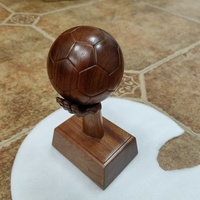 Service OEM personnalisé de tournage de précision pour pièces d'équipement industrielles en forme de ballon de football en bois de noyer noir, commande numérique par ordinateur (CNC)
