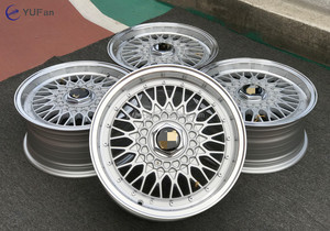 <span class=keywords><strong>Precio</strong></span> de fábrica <span class=keywords><strong>Ruedas</strong></span> de fundición de formación de flujo RS de 16 pulgadas Rendimiento ligero Llantas de aleación de <span class=keywords><strong>ruedas</strong></span> de carreras. <span class=keywords><strong>Ruedas</strong></span> de automóviles de pasajeros. - Product Image 4