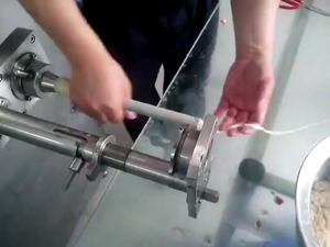 Línea de producción de embutidor de salchichas automático, máquina industrial de fabricación de torsión con <span class=keywords><strong>linker</strong></span> de atado - Product Image 6