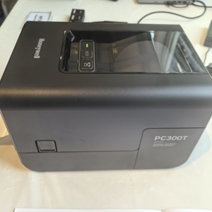 Honeywell 4x6 데스크탑 열전사 프린터 PC300T/PC310T 다이렉트 스타일 300dpi 해상도 컬러 스타일 재고 직접 열전사 프린터 - Product Image 1